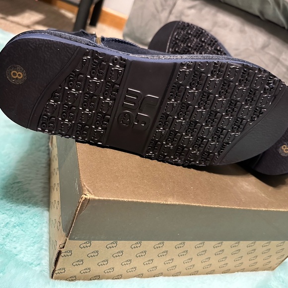 Lamo Winter Boots - Picture 4 of 10